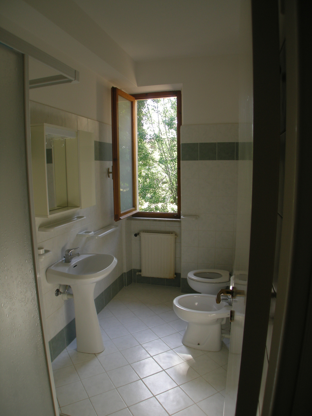 bagno primo piano